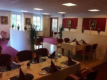 Klover Es Hotel Hellevad