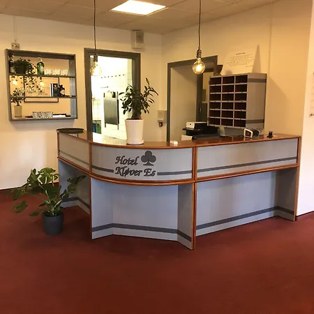 Hotel Klover Es Hellevad