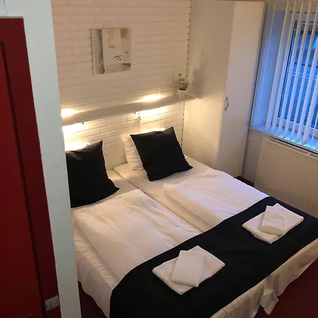 Klover Es Hotell Hellevad