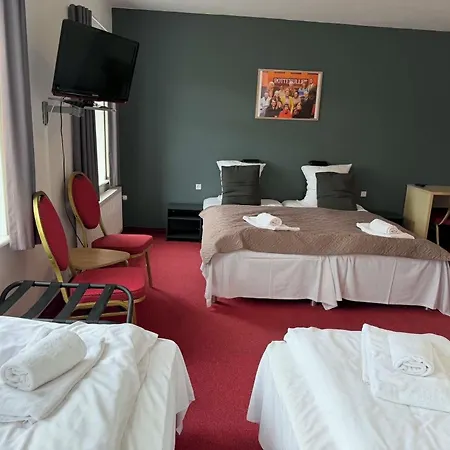 Hotel Klover Es Hellevad