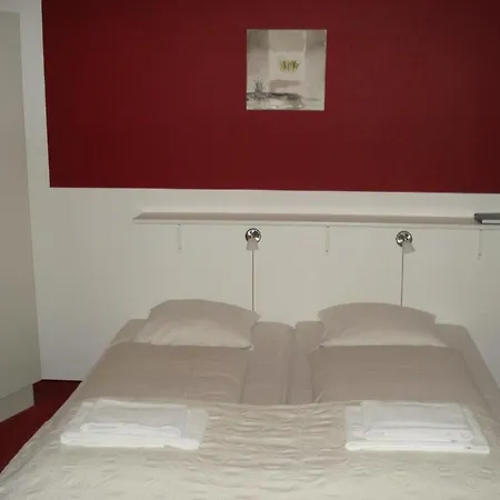 Klover Es Hotell Hellevad