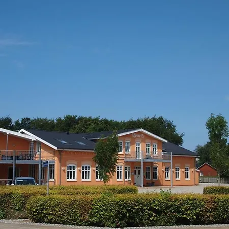 Klover Es Hotel
