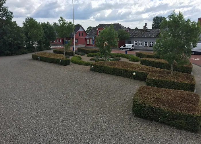 Klover Es 3* Hellevad